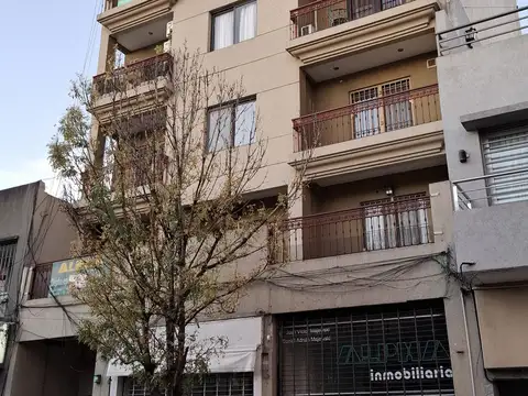 Depto. en alquiler | Berazategui Centro