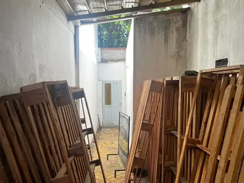 Venta casa de 1 dormitorio   2 locales APTO CRÉDITO en Barrio Industrial