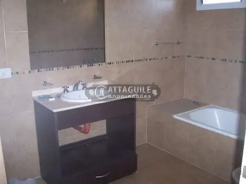 Casa - Venta - Argentina, Merlo - QUINTANA 200