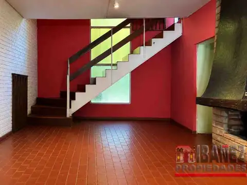 Casa 4 ambientes con 3 baños