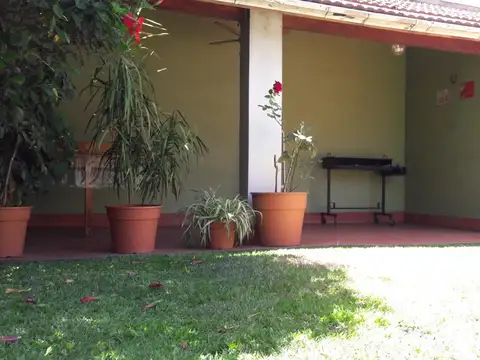 Hermosa casa en excelente ubicacion  Reciclada.