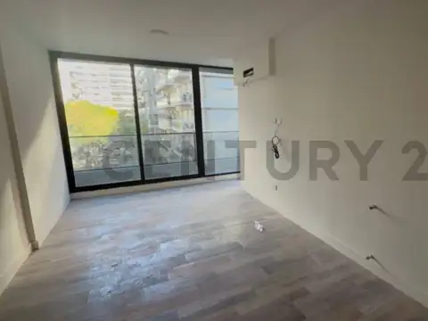 Blanco Encalada 4600, Piso 3
