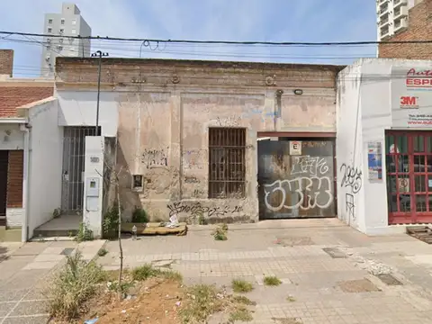 Gran terreno para desarrollo. Barrio Constituyente