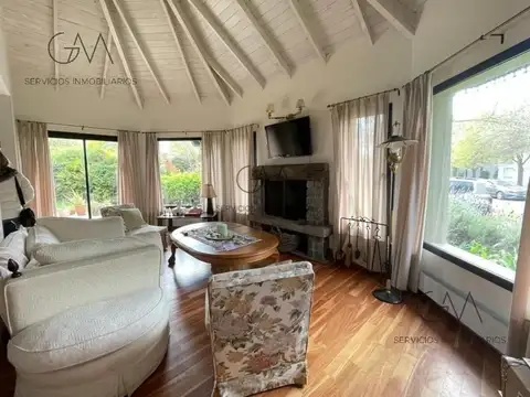 Casa en Venta de 4 dormitorios