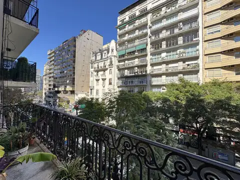 Departamento en Venta 90 años