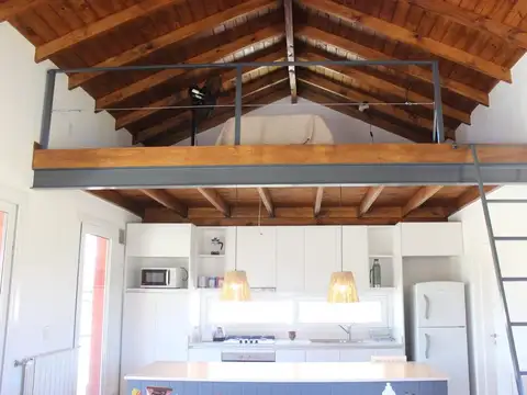 Casa en Alquiler en Estancias Las Lilas, USD 950