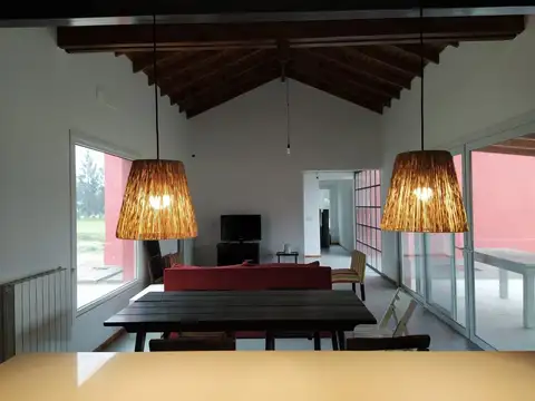 Casa en Alquiler de 3 dormitorios