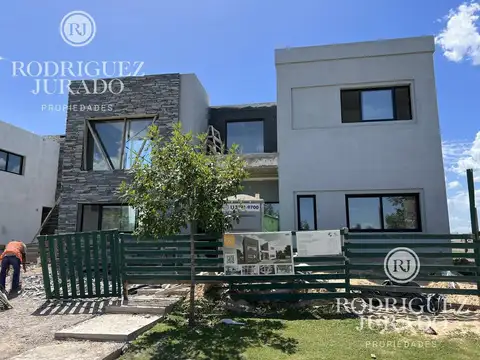 Casa A Estrenar Al Agua - El Naudir