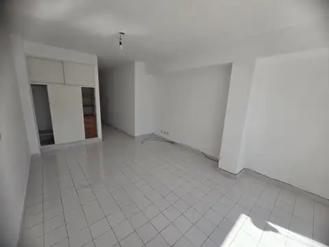 Departamento en alquiler en Flores Norte 1 ambiente com balcon