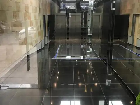 Cochera en Venta con acceso Ascensor