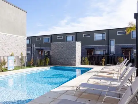 Venta Duplex 4 ambientes En Cañada Village -Pilar