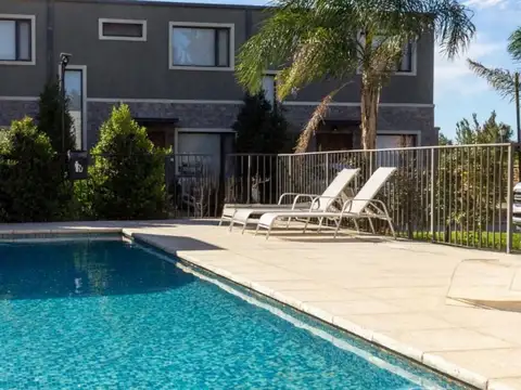 Depto Tipo Casa en Venta de 4 ambientes