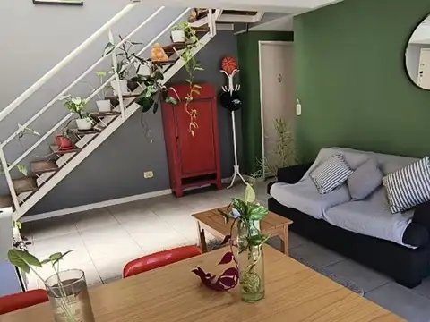 VENTA SAAVEDRA  DUPLEX 3 AMB. C/PARRILLA Y AZOTEA