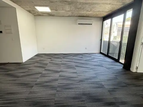 Oficina en Venta con 1 cochera