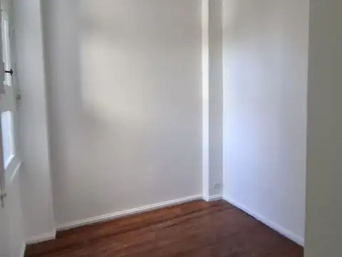 Depto Tipo Casa en Venta en Balvanera, USD 66.000