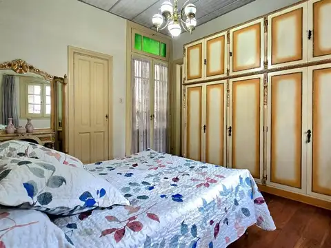 CASA VENTA 3 AMBIENTES MAS DEPENDENCIA COCHERA