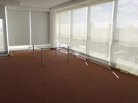 Oficina en Venta 20 años