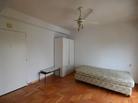 Arce 200, Piso 14