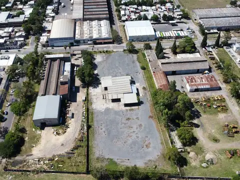 Terreno en Venta 63  mts Frente