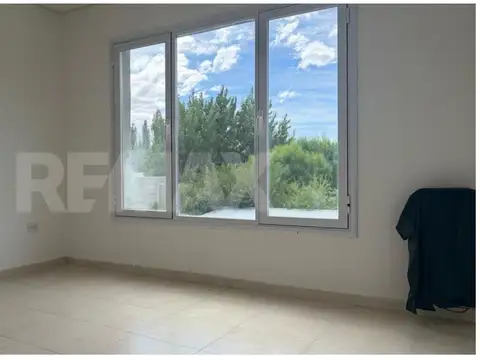 Depto Tipo Casa en Venta en Plottier, USD 140.000