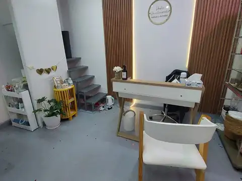 LOCAL COMERCIAL 15.08 M2 -  CON ENTREPISO -  GALERIA PLAZA -