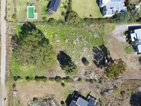 VENTA  IMPORTANTE LOTE - MI VALLE - TANDIL