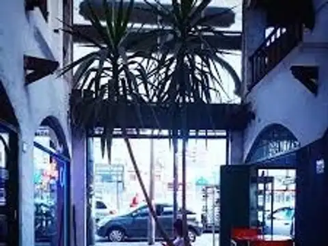 local sub suelo Galeria Naonis 