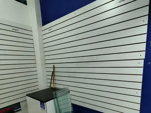 local sub suelo Galeria Naonis