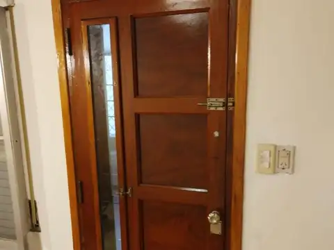 Depto Tipo Casa en Alquiler en Bernal, $ 700.000