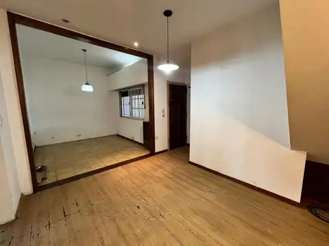 Depto Tipo Casa en Venta con 2 cocheras