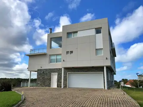 Casa en Venta de 5 dormitorios