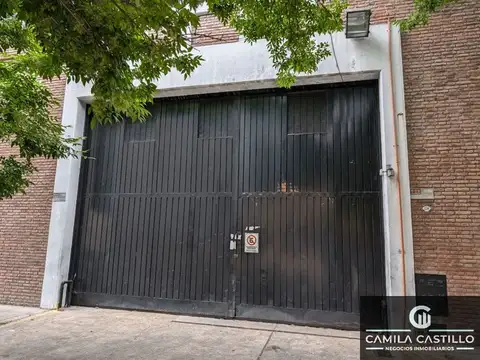 Galpon en Venta en Paternal, USD 2.000.000