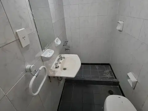 Local en Alquiler en Mendoza, USD 2.250