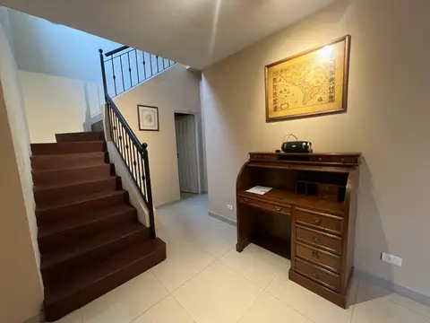 Casa en Alquiler Temporal en La Montura, USD 3.500