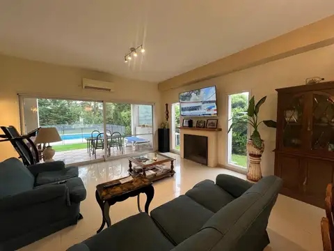 Casa en Alquiler Temporal de 4 dormitorios