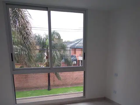 Depto Tipo Casa en Venta 1 año