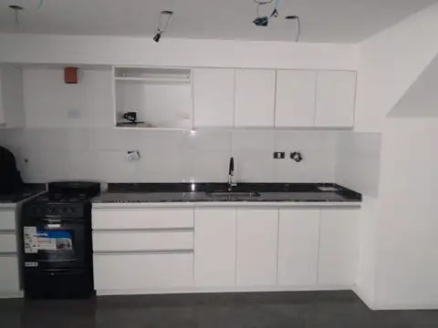 Depto Tipo Casa en Venta con 1 cocheras