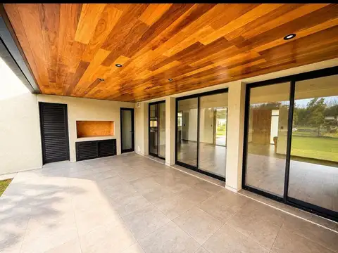 CASA A ESTRENAR EN VENTA EN "LA ANTONELLA" ZAVALLA