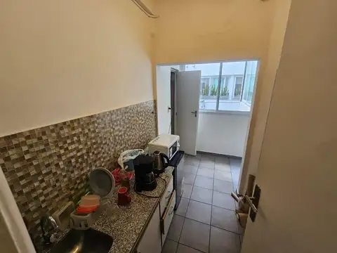 Paraguay 500, Piso 6