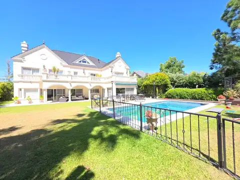 Casa en Venta de 4 dormitorios