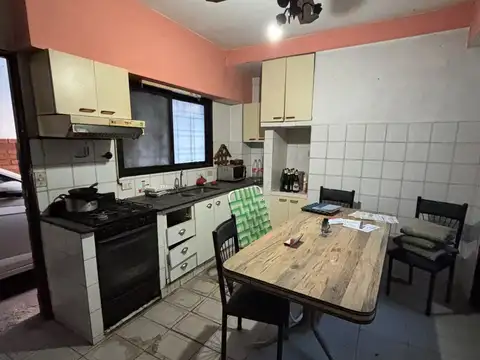 Depto Tipo Casa en Venta en Haedo Norte, USD 78.000