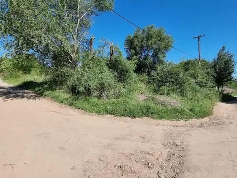 Terreno en Venta de 902,0 m2