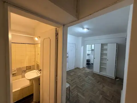 General Lucio Norberto Mansilla 2400, Piso 2