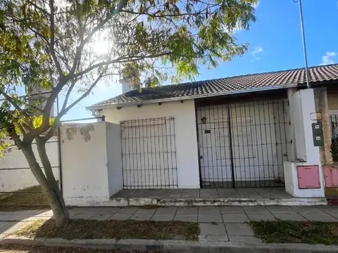 Casa en venta - 2 Dormitorios 1 Baño - Tandil