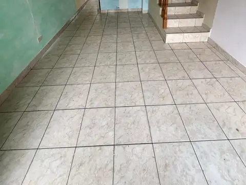 Casa en Alquiler en San Justo, $ 700.000