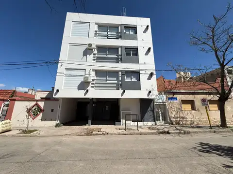Departamento en alquiler - San Salvador 200