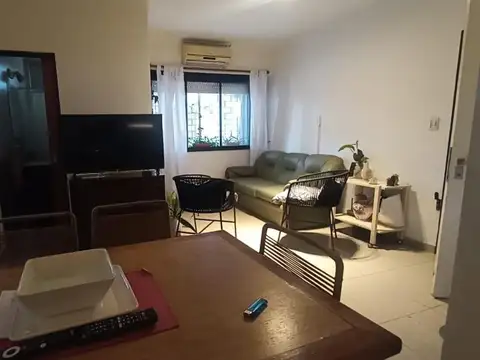 DEPARTAMENTO 3 AMBIENTES C/PATIO