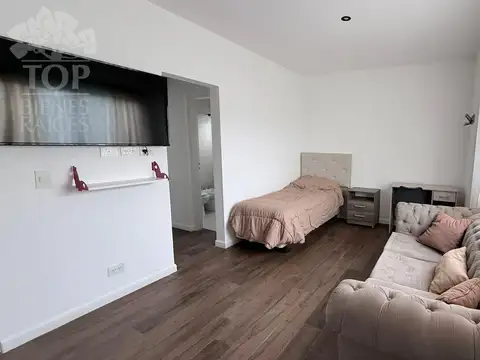 Casa 6 ambientes con 3 baños