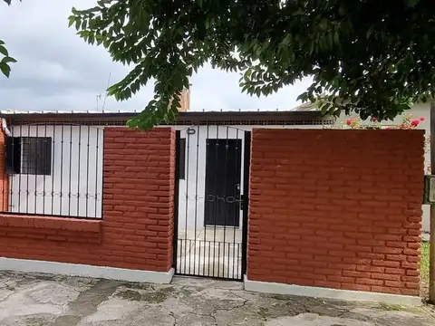 Casa 2 dormitorios Villa Carmela