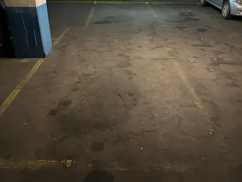 Cochera en Alquiler Cubierta